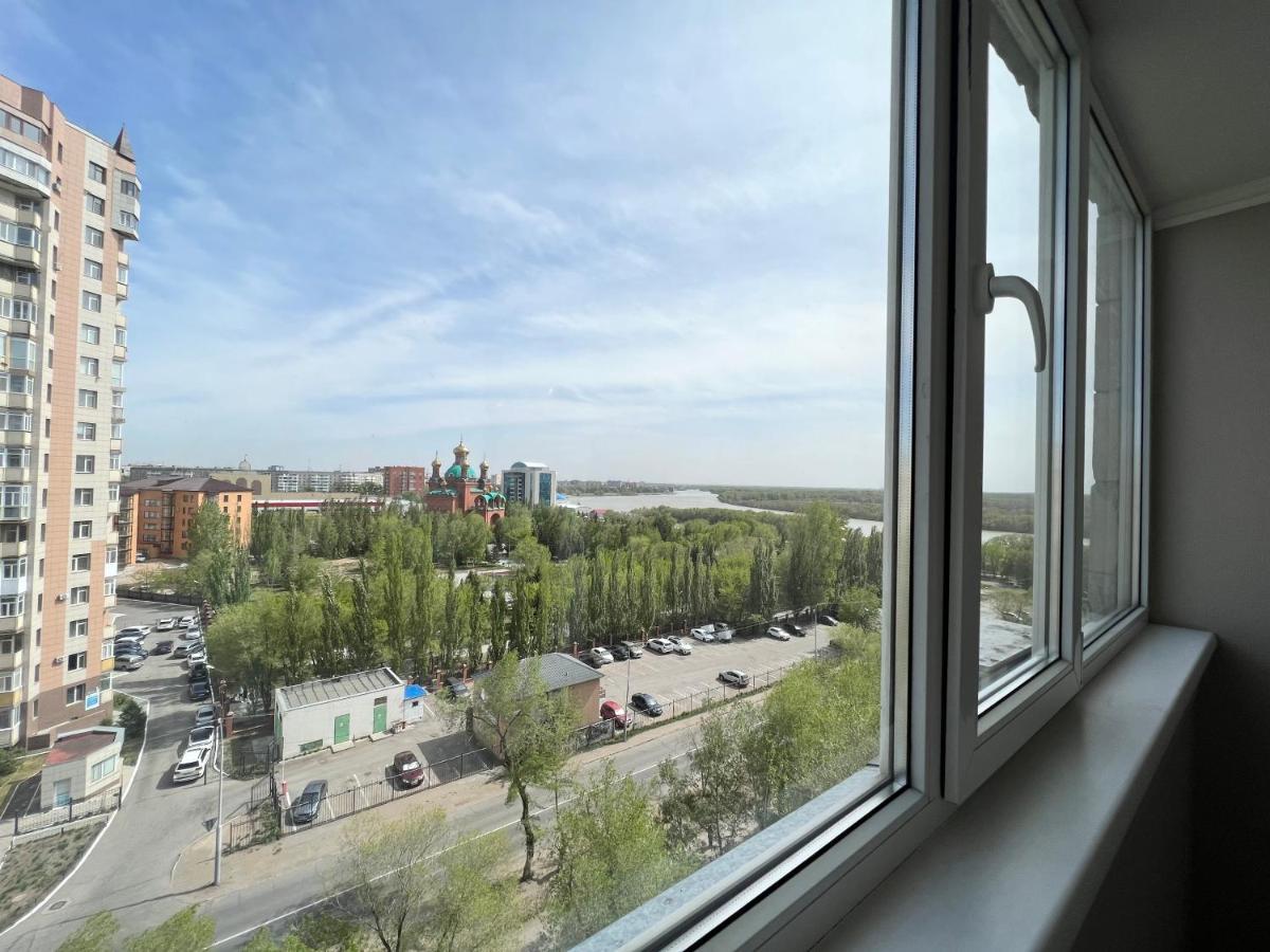Luxury Apartments Павлодар Экстерьер фото