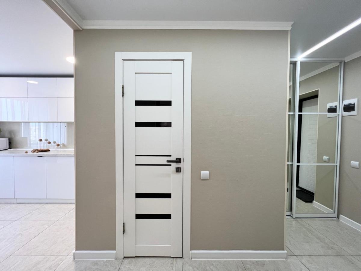 Luxury Apartments Павлодар Экстерьер фото